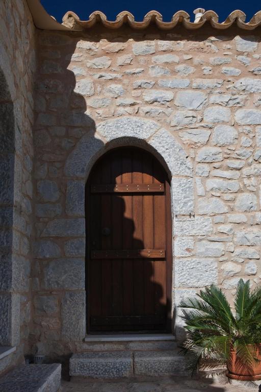 מלון Liménion Mavromichalai מראה חיצוני תמונה